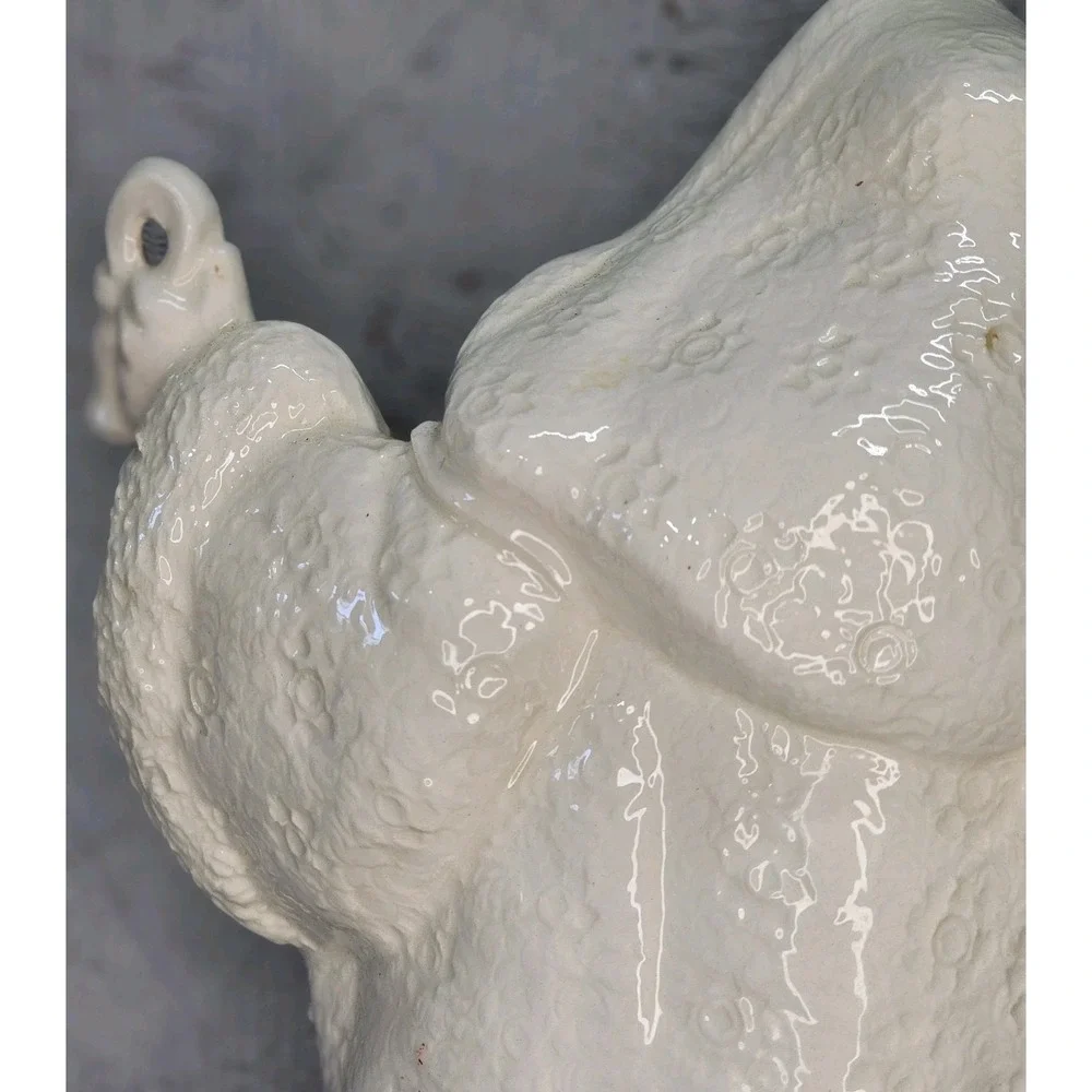 Santa Claus Glazed Ceramic Christmas Decor Figurine With Bell‎ - 9